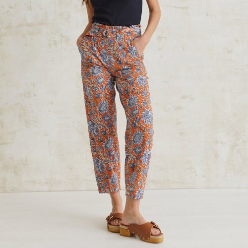 Pantalón con estampado floral en naranja de la marca Yerse